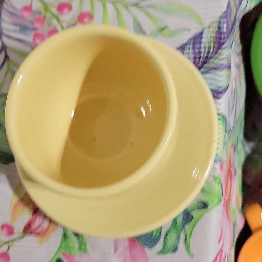 Fiesta Jumbo BOWL & Jumbo Saucer Set Pale yellow P86